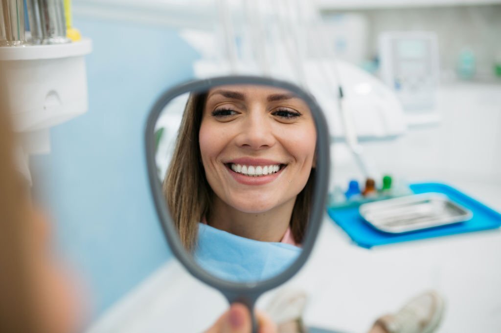 Is It Safe To Whiten Teeth With Hydrogen Peroxide